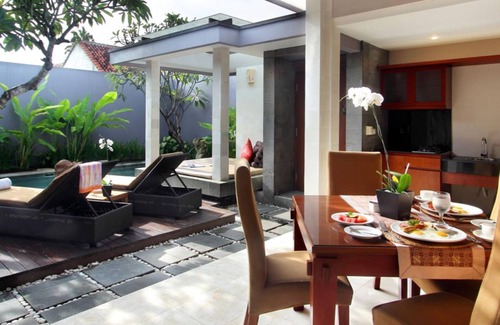 Batubelig Villa | Aria Great location in seminyak, 10-minute walk from Potato Head Beach Club