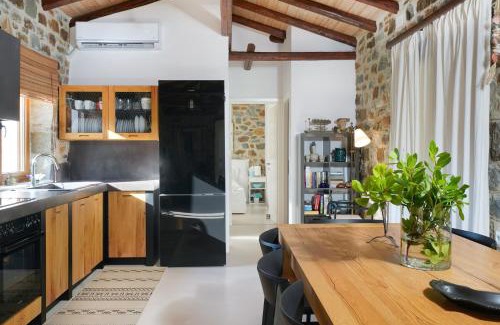 Golden Beach Villa | Aria Stone Villa