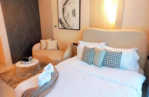 Al Barsha Apartment | Arjan Bright Studio w Resort Amenities Samana PV by Vibel