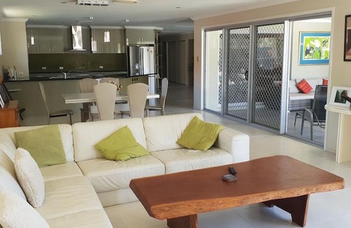 Torquay Apartment | Arlia Sands Apartments