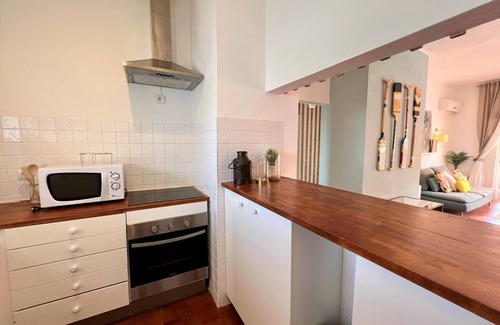 Alporchinhos Apartment | Arma O DE P RA Twins 2 by Homing