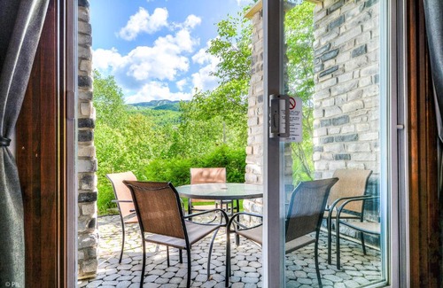 Tremblant-Les-Eaux Apartment | Arnica Tremblant 209