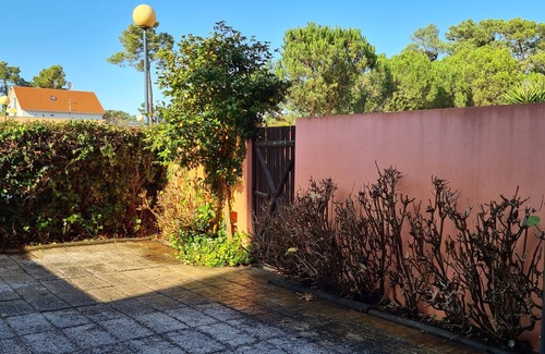 Charneca de Caparica e Sobreda Apartment | Aroeira apartment opposite the GOLF and close to the beach and Lisbon