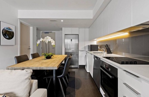 Arthur's Point Apartment | Aroha Apartment at the base of Coronet Peak