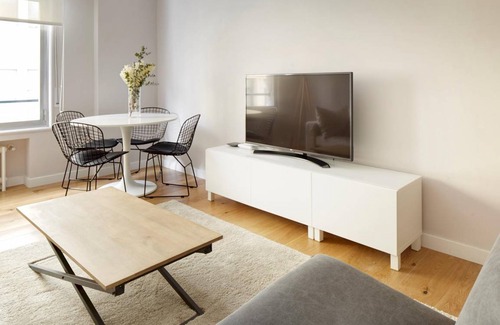 San Sebastian Centro Apartment | Arrasate 2 by FeelFree Rentals