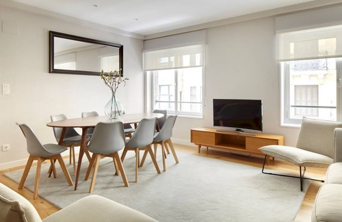 San Sebastian Centro Apartment | Arrasate 3 by FeelFree Rentals