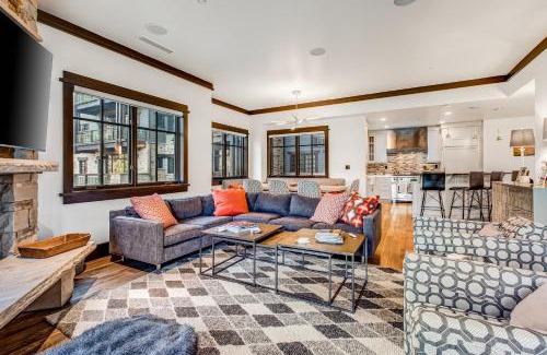 Empire Pass Apartment | Arrowleaf at Empire Pass