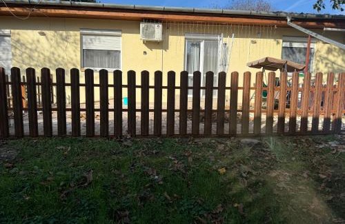 Balatonfuzfo Apartment | Arsenal sorházi apartman