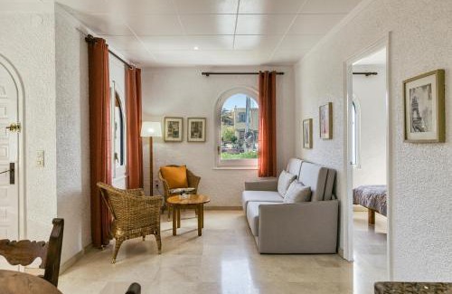 Empuriabrava House | Art- Apartamentos Revilla Tacke H