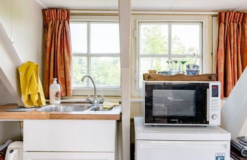 's-Graveland Apartment | Art+bed and breakfast, short or long-term holidays