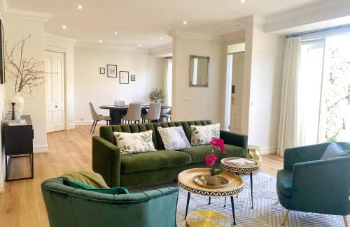 Toorak House | Art Deco in Toorak