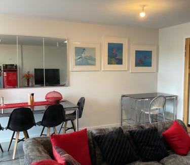 Huonville Apartment | Art House Apartment