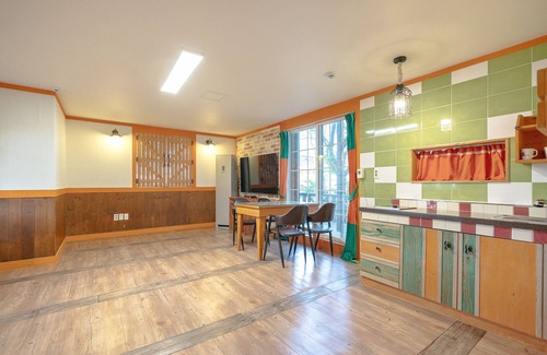 Gyeongju Apartment | Art in Tiara