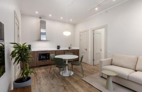 Centrs Apartment | Art Noveau Quarter apartment with Patio
