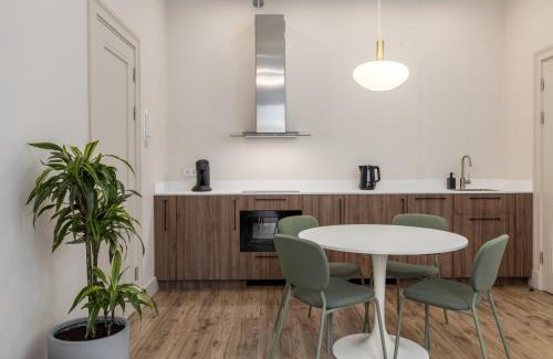 Centrs Apartment | Art Noveau Quarter apartment with Patio