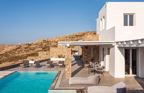 Elia Villa | Artemis | 7BD minimal villa, Private pool, Jacuzzi