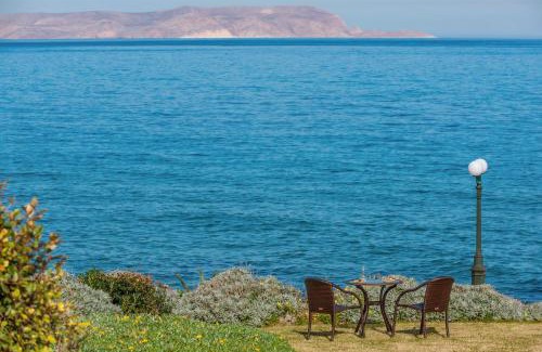 Kato Gouves Villa | Artemis beachfront villa - on the Waves