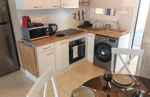 Tersefanou Apartment | Artemis Panorama Chic Getaway