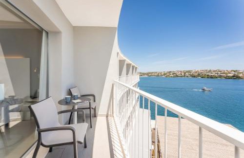 Es Castell Hotel | ARTIEM Carlos - Adults Only