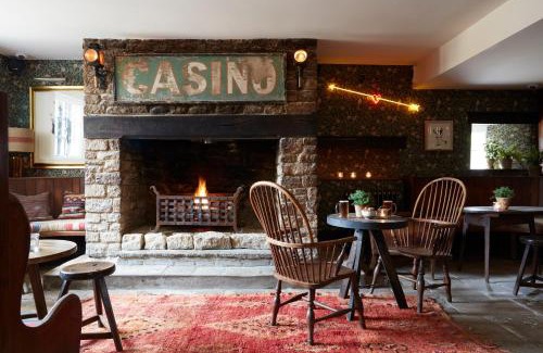 South Leigh Hotel | Artist Residence Oxfordshire