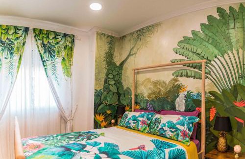 En Corts Apartment | Artistic flat next to Ruzafa Welcome to the Jungle