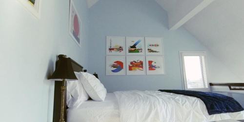 Craigleith House | Artistic Hillside Loft