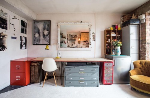 Limehouse Apartment | Artists nest in East London