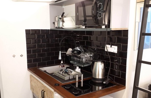 Epinettes Apartment | Arty 20m² district of BATIGNOLLES