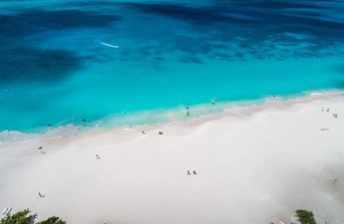Oranjestad-West Apartment | Aruba Breeze B7
