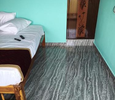 Tiruvannamalai Cabin | Arumugam Residency AC and Non AC