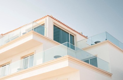 Himare Hotel | ARXONTIKO