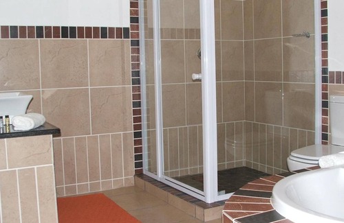Vanderbijlpark House | Asante Guest House