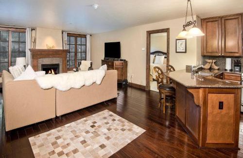 Avon House | Ascent Residence 208