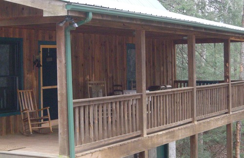 Candler Cabin | Asheville - Mountain Laurel Cabin - Secluded Mountain Getaway