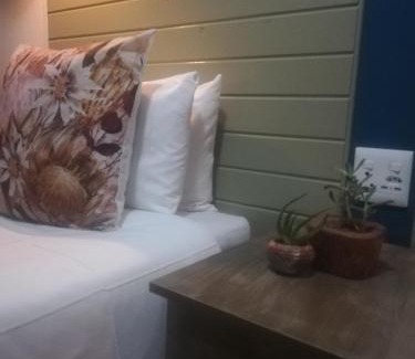 Hanover House | AshTree GuestHouse