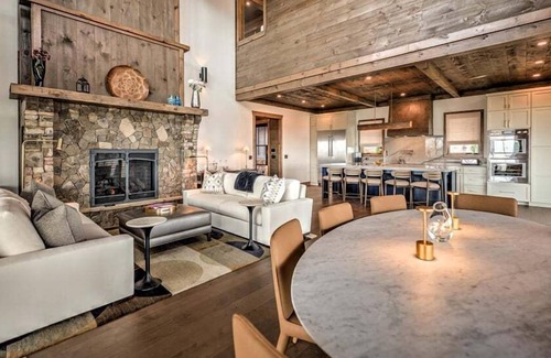 Blue Ridge Cabin | Aska Ridge Lodge - Private Pool | Mountain and Lake Views | Theater Room | King Beds