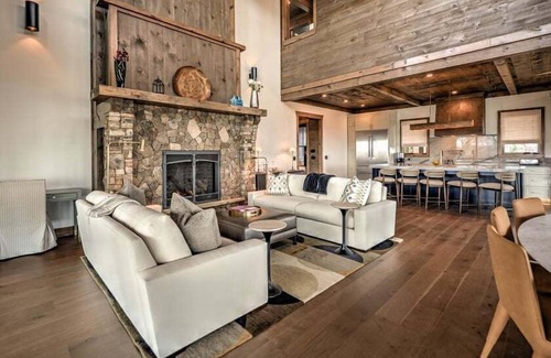 Blue Ridge Cabin | Aska Ridge Lodge - Private Pool | Mountain and Lake Views | Theater Room | King Beds