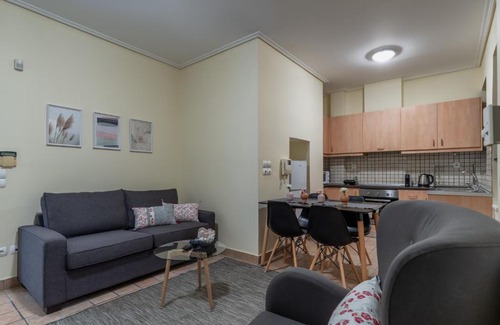 Neapoli Apartment | Asklipiou 34 Apartments B