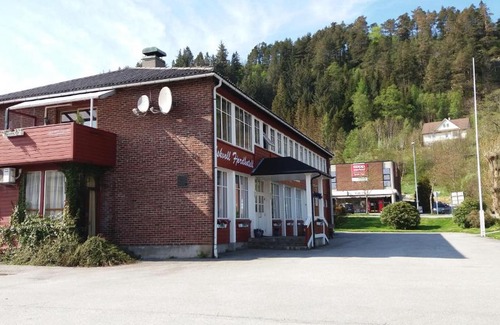 Askvoll Hotel | Askvoll Fjordhotell