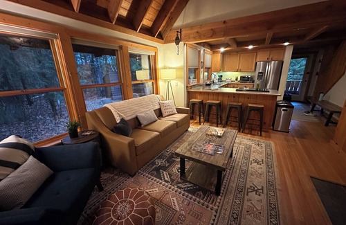Bayfield House | Aspen Chalet- overlooks Brickyard Creek in Bayfield