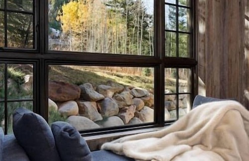 Aspen Apartment | Aspen Highlands 5/5 Bedroom, Ski/In/Out, Pool, Hot Tub, Gym!
