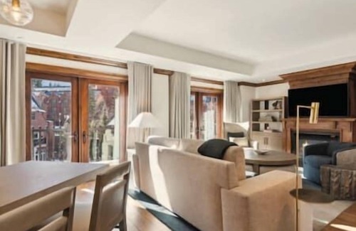 Downtown Resort | Aspen Mountain Residences, Pool-Hot Tub, Fireplace