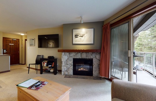 Whistler Condo | Aspens #216 Prime Ski-in Ski-out Location! Pool, Hot tubs, BBQ, sleeps 4
