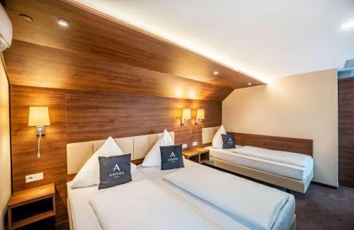 Reutlingen Hotel | Aspire Castillo Reutlingen, Trademark Collection by Wyndham