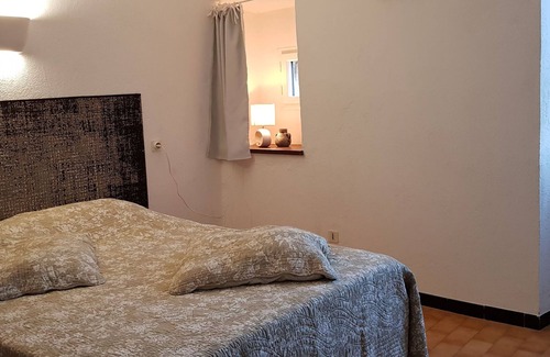 Les Assions Other | Associated gîtes with swimming pool sleeping up to 9. Numerous terraces.