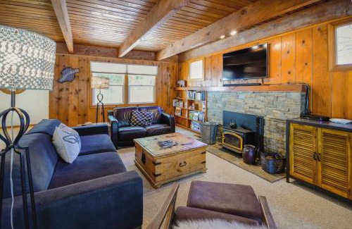 Kings Beach House | Aster by AvantStay Classic Kings Beach Cottage In The Of North Shore