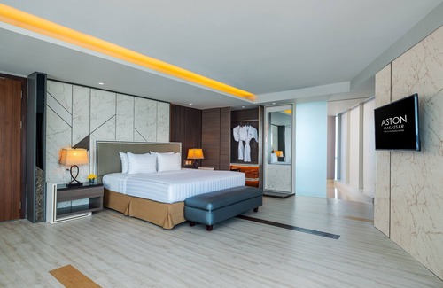 Makassar Hotel | Aston Makassar Hotel & Convention Center
