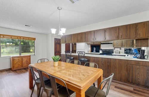 Dillard Estates House | Astor Manor Astor Cottage Combo