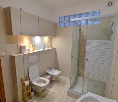 Palace District Apartment | Astoria Central Spacious Apartment