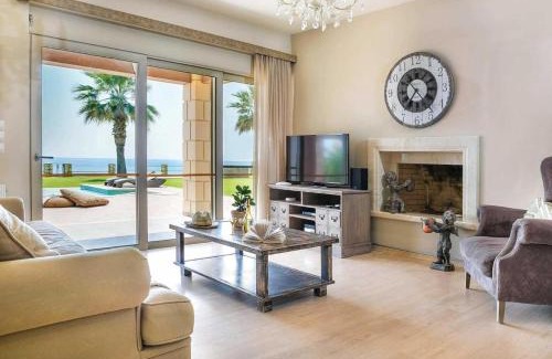 Svoronata Villa | Astounding Seafront Kefalonia Villa 3 Bedrooms Villa Alegria Private Pool & Amazing Sea Views Minies